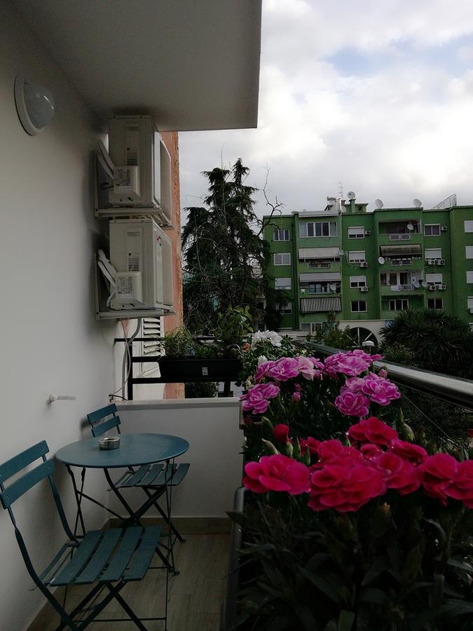 Absolute Blloku Apartment Тирана Экстерьер фото
