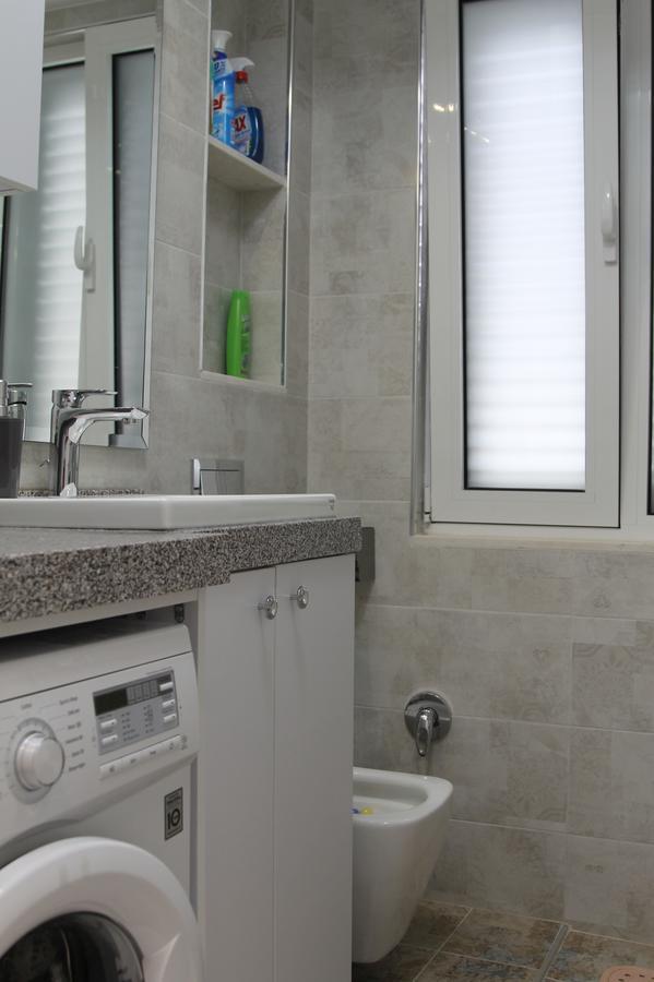 Absolute Blloku Apartment Тирана Экстерьер фото